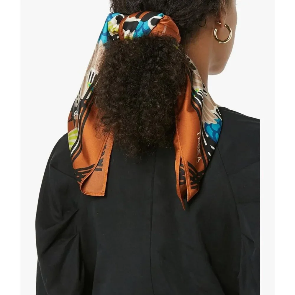 TEREA Women's Standard Aniyah Crane Print Silky Scarf multiple ways to wear NWT - Picture 3 of 8